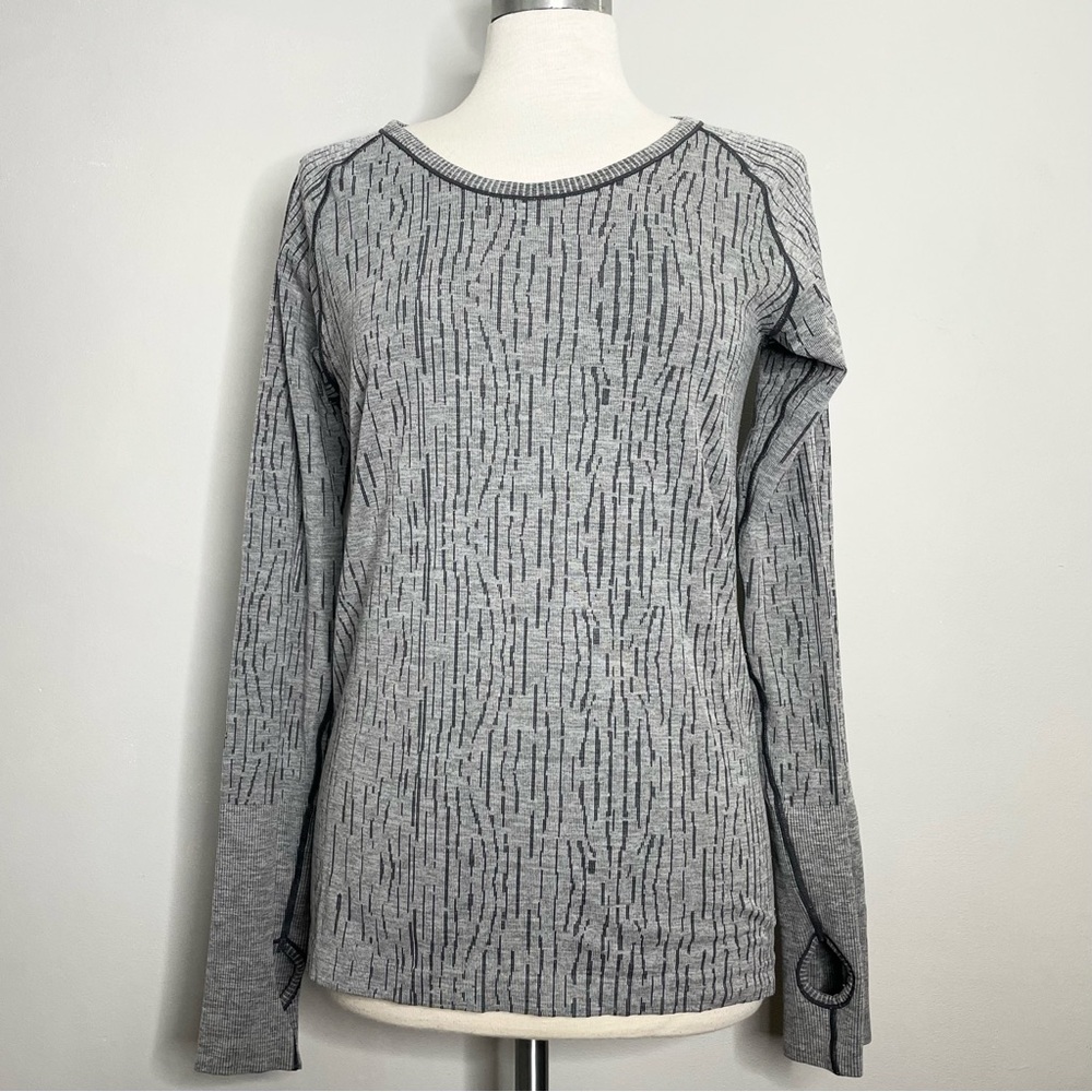 UNDER CONTROL Long Sleeve Crewneck Yoga Athletic Shirt